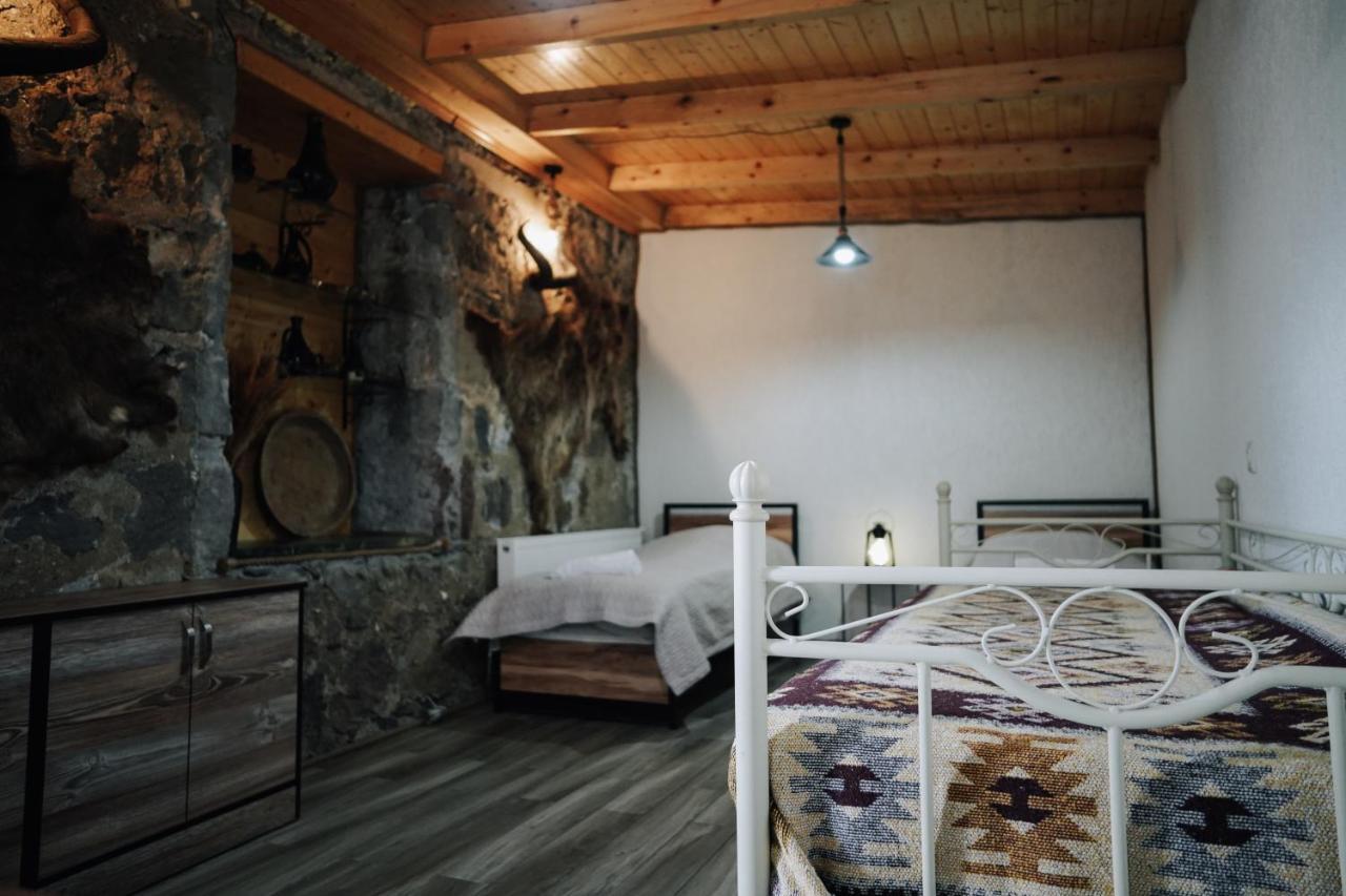 House 54 Otel Kazbegi Dış mekan fotoğraf